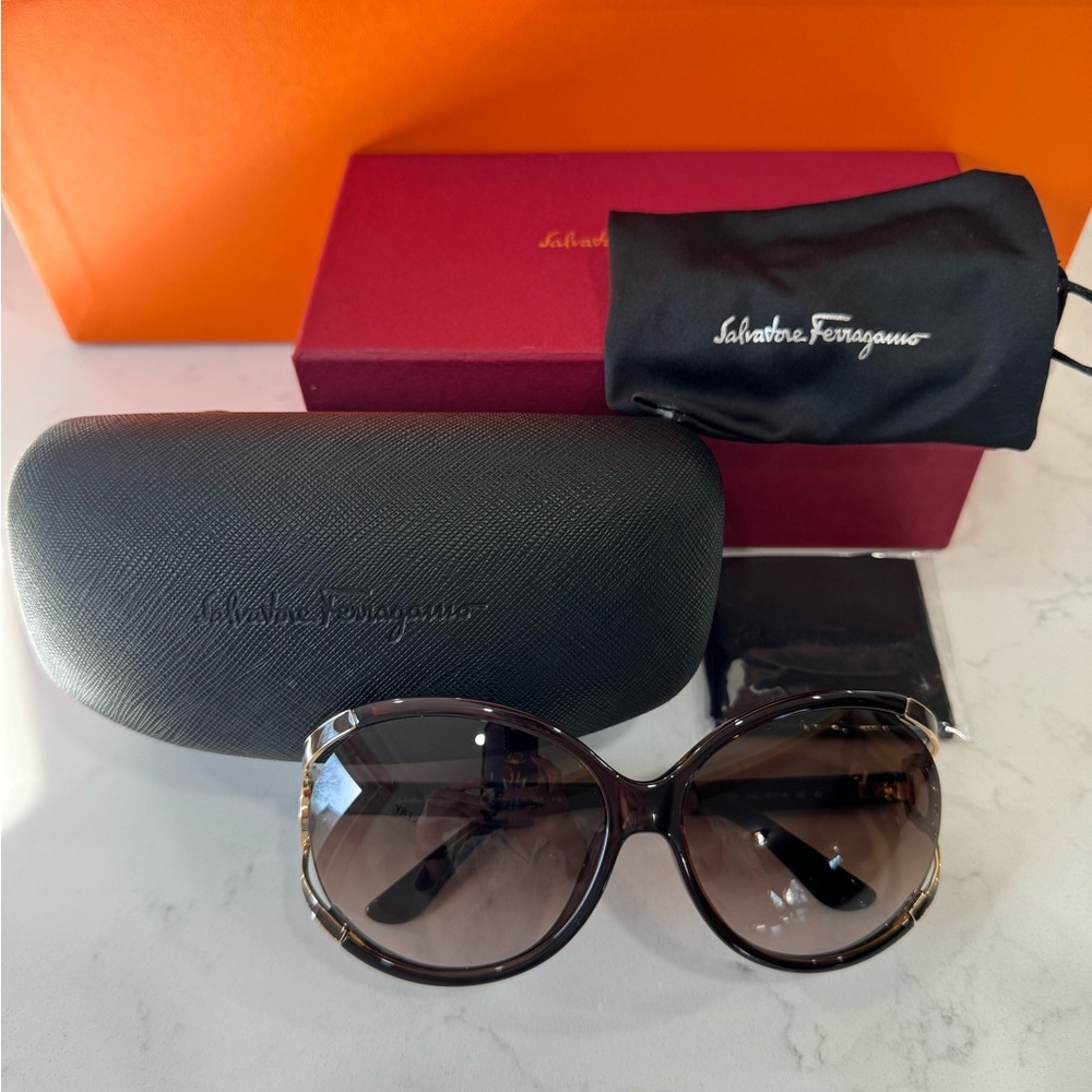 Salvatore Ferragamo Oversized Round Sunglasses